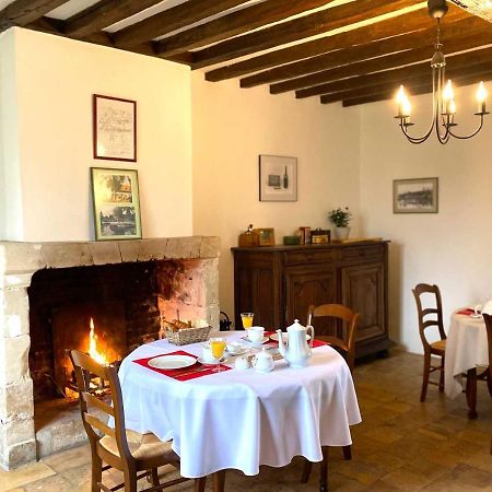 몽토우 Le Moulin De Pasnel B&B 외부 사진