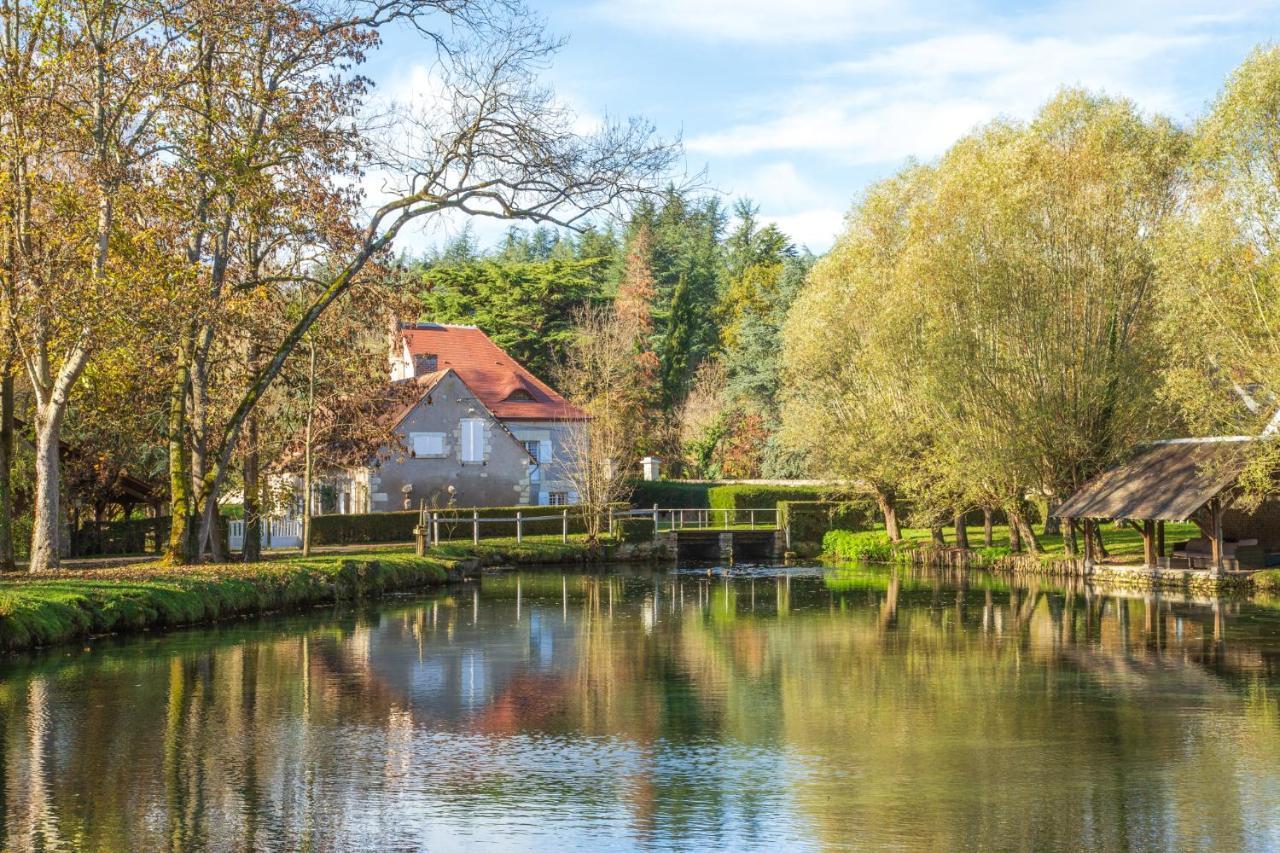 몽토우 Le Moulin De Pasnel B&B 외부 사진