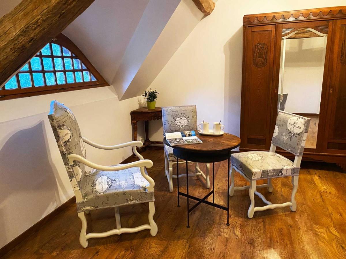 몽토우 Le Moulin De Pasnel B&B 외부 사진