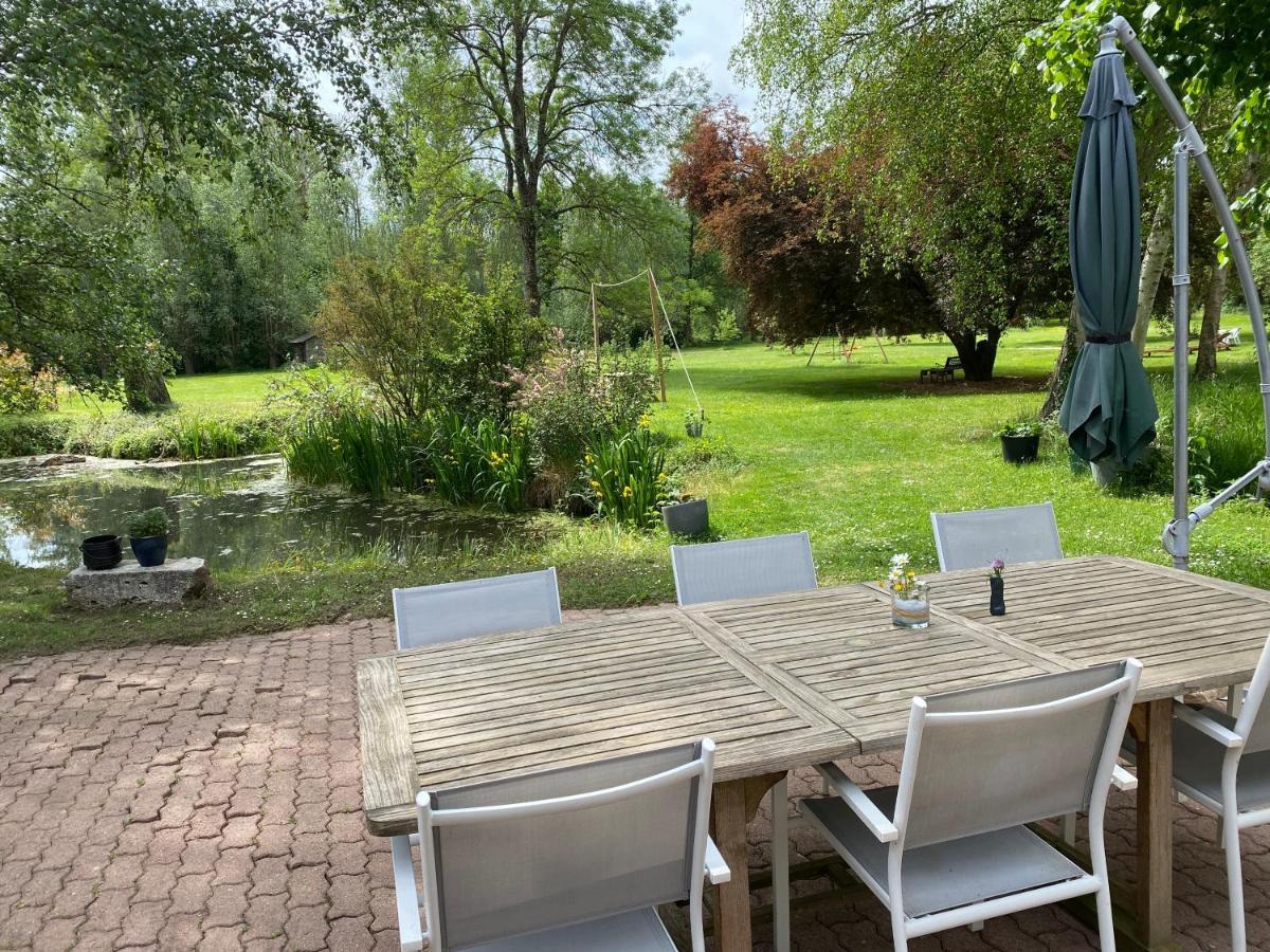 몽토우 Le Moulin De Pasnel B&B 외부 사진